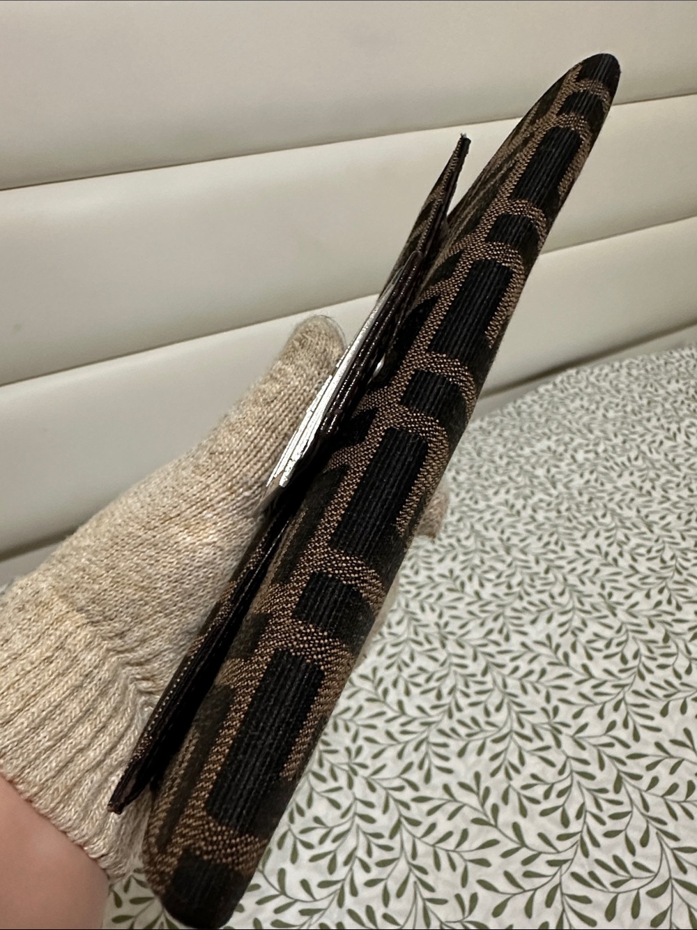 Fendi Zucca Long Wallet - Picture 5 of 15